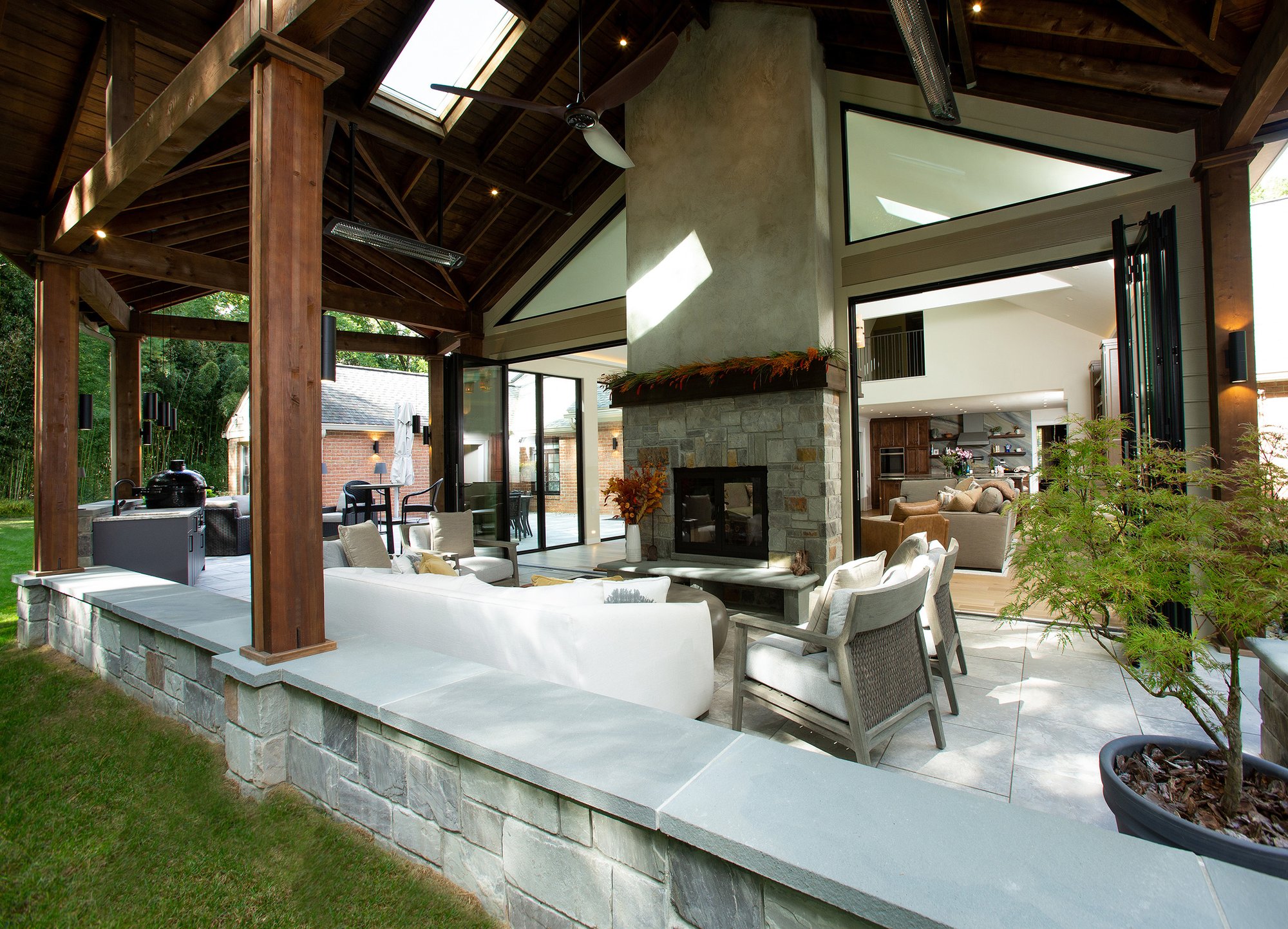 Parrs_porch_in_10-10-25_578 copy