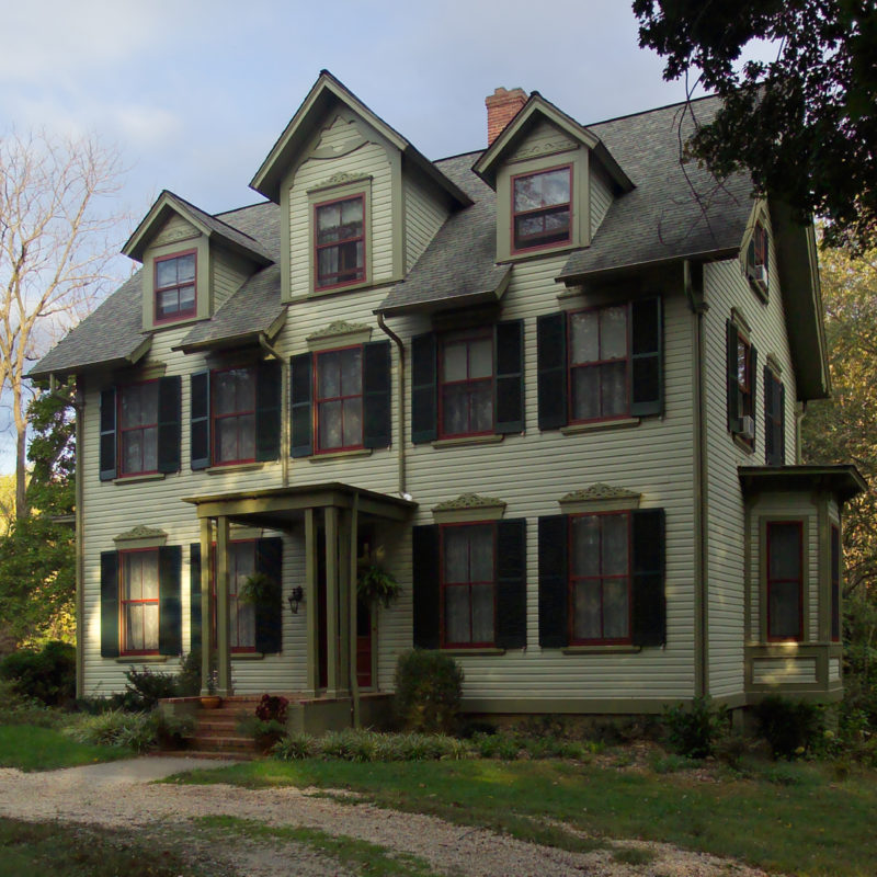 Enterprise Rd Exterior-Front-Facade-Landscape-Crop-800x80-800x800